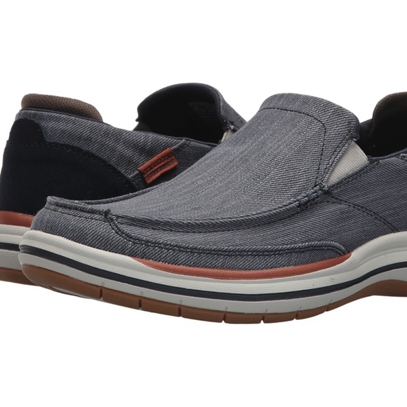 skechers classic fit slip on